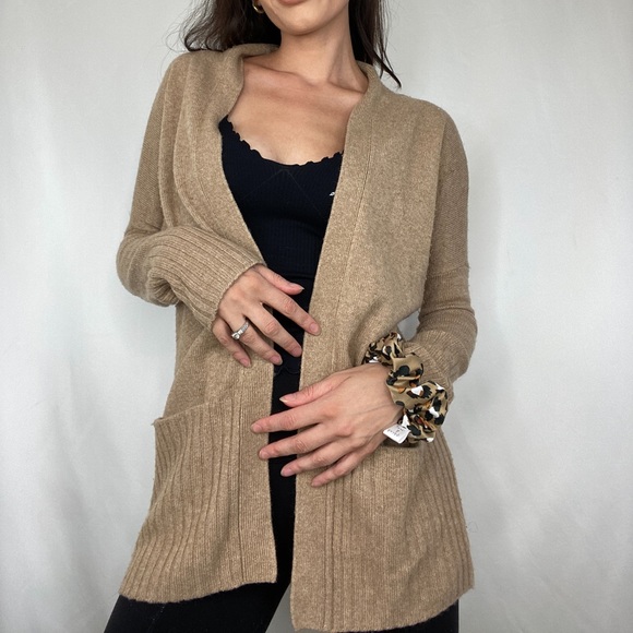 Sunday Best Cardigan - Picture 4 of 4